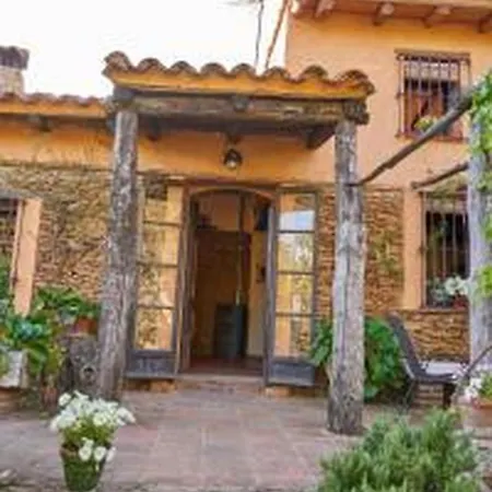 Country house Navalgatos Fuenteheridos